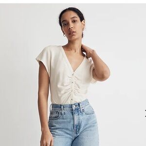 Size small women’s linen textured Madewell top. Gently worn.